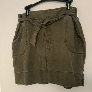 EXPRESS - army cargo skirt